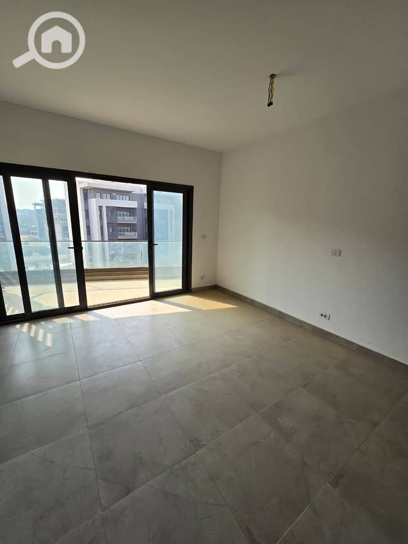 5 WhatsApp Image 2025-12-13 at 10.10. 53 AM (1). jpeg