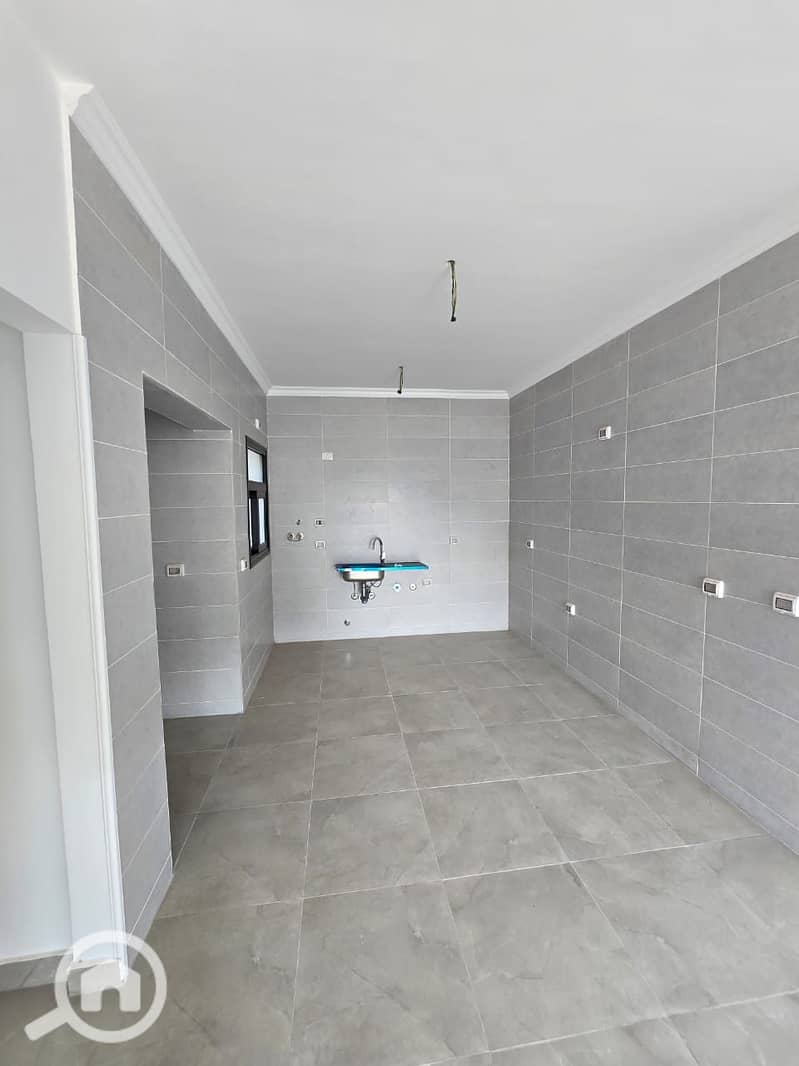 6 WhatsApp Image 2025-12-13 at 10.10. 56 AM. jpeg