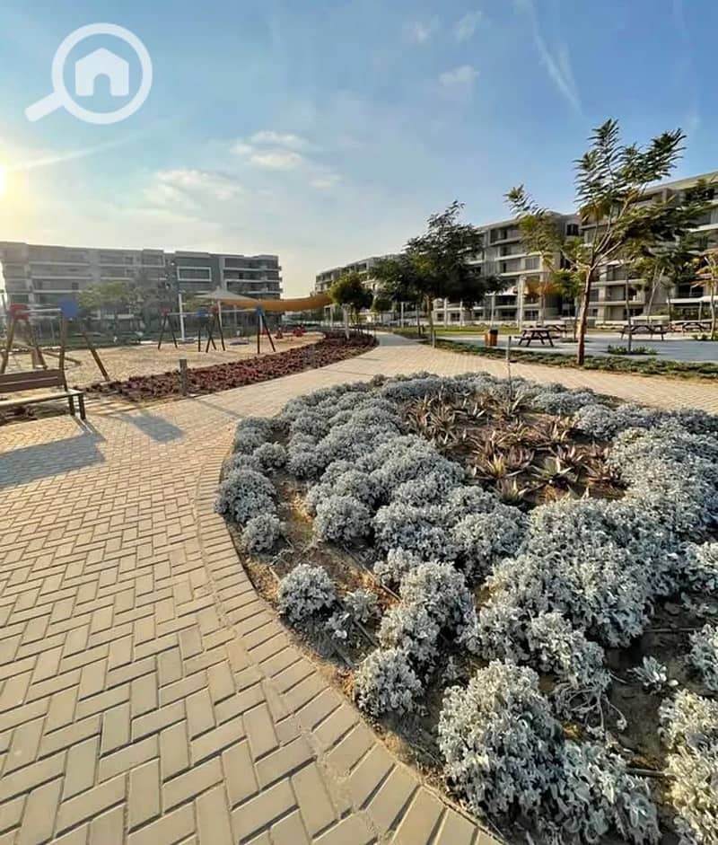 7 586999629_869594788889737_1787345774243731480_n. jpg