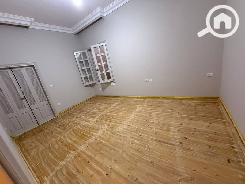 9 motion_photo_5425132676897204101. jpg