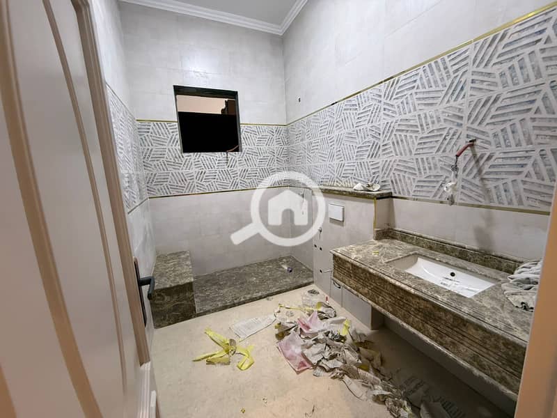 12 motion_photo_7991373154800546747. jpg