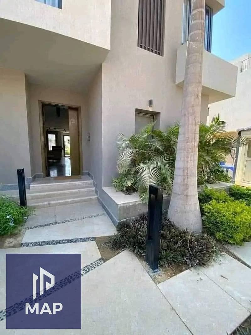 5 453000695_2806221972859237_8767725414924027912_n. jpg