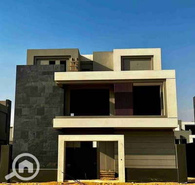 فیلا 5 غرف نوم للبيع في القاهرة الجديدة، القاهرة - IMG-20251211-WA0153. jpg