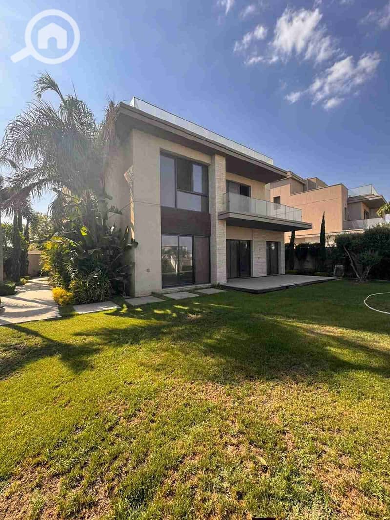 1000687957. jpg 1000687957. jpg