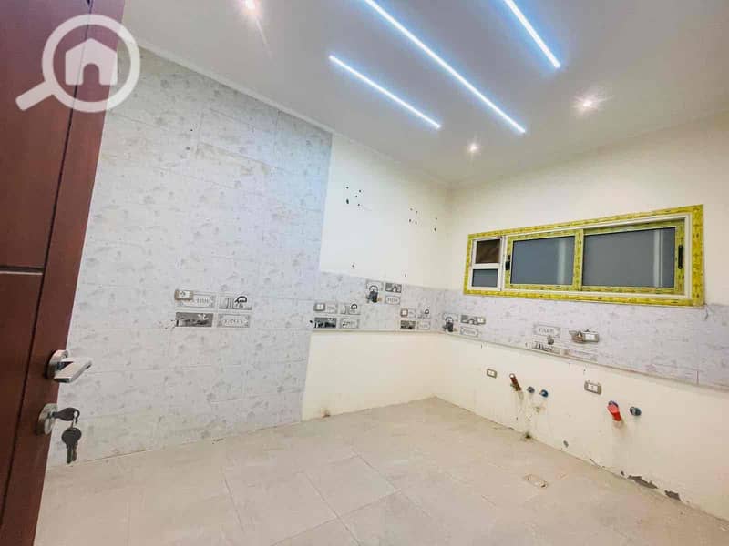 7 925a7b78-200a-4fbd-9081-2e81a6fd4e1b. jpg