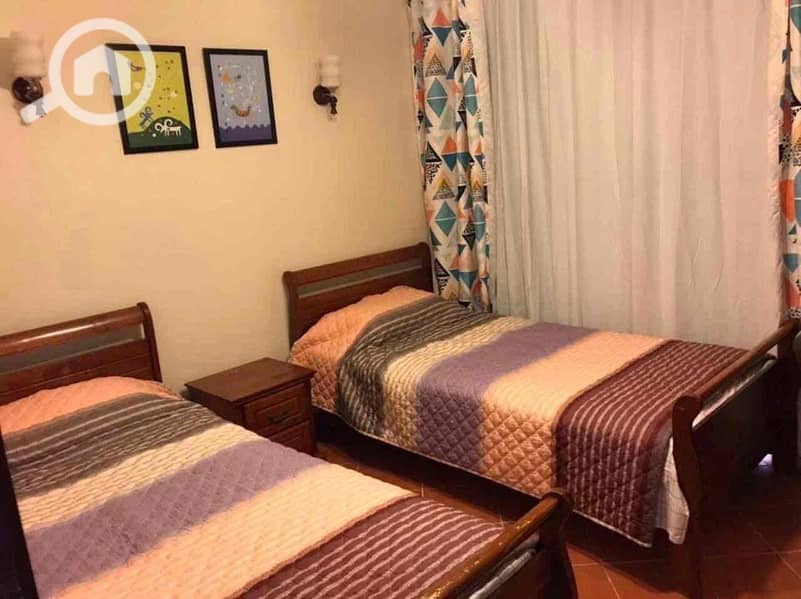 2 5cf9c745-5fba-43f5-a70e-ca71a97c2abb. jpg