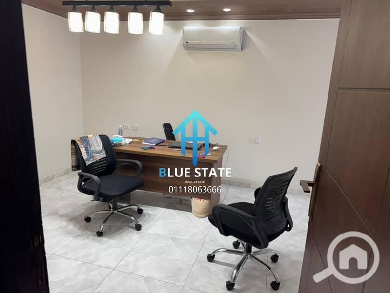 2 01118063666 (4). png