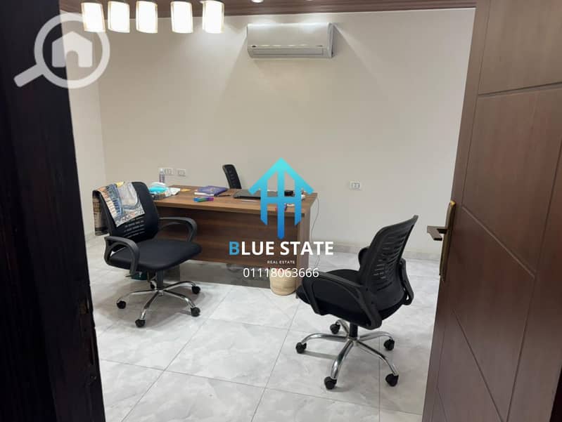 5 01118063666 (1). png