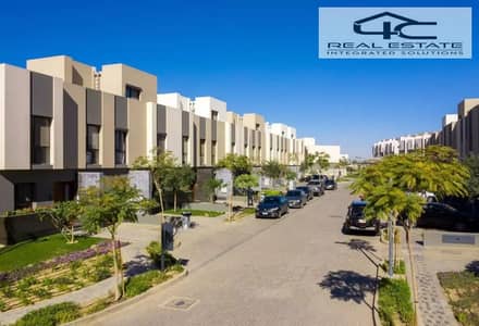 تاون هاوس 3 غرف نوم للبيع في مدينة الشروق، القاهرة - IMG-20251123-WA0473. jpg