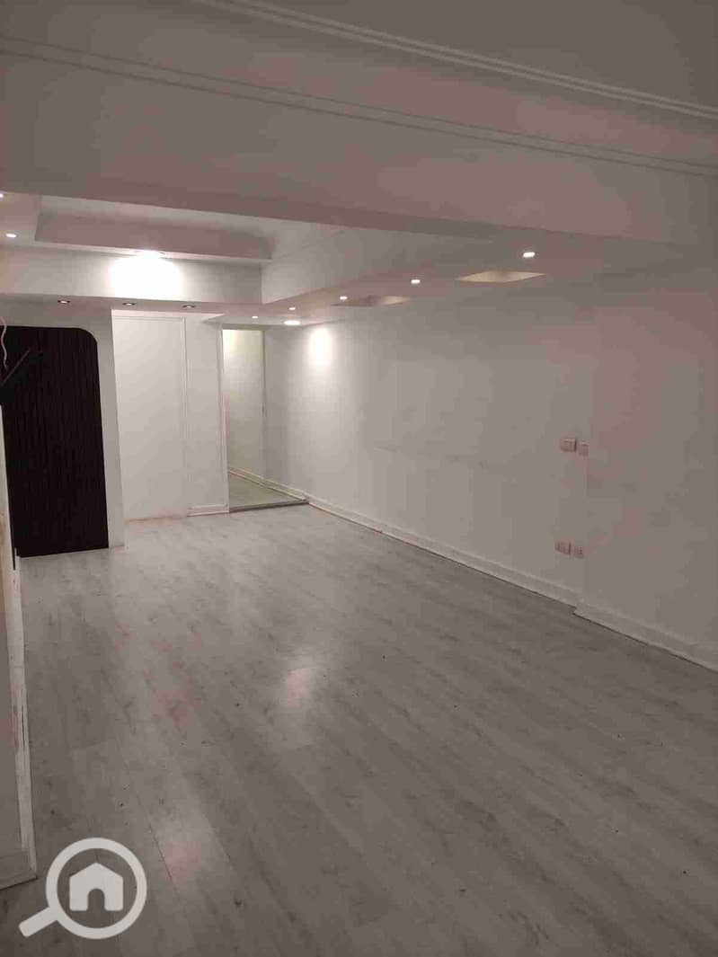 1000078928. jpg 1000078928. jpg