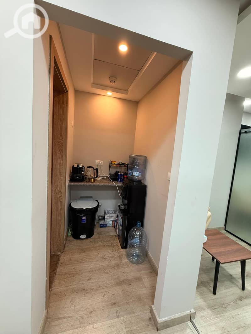 9 WhatsApp Image 2025-12-07 at 4.36. 14 PM (4). jpeg