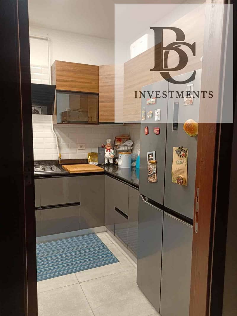 5 988263e9-a55b-40bf-a0a1-231ea4a6c77e. jpg