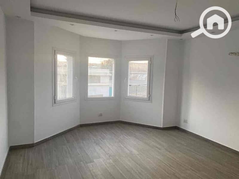 6 c77cade7-5543-498a-9fbc-96e7f4ee7877. jpg