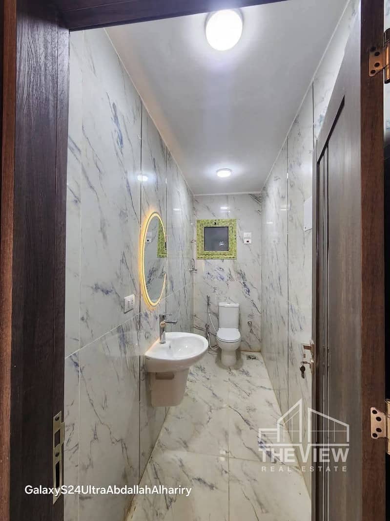 5 WhatsApp Image 2025-12-14 at 02.05. 59_5ea24011. jpg