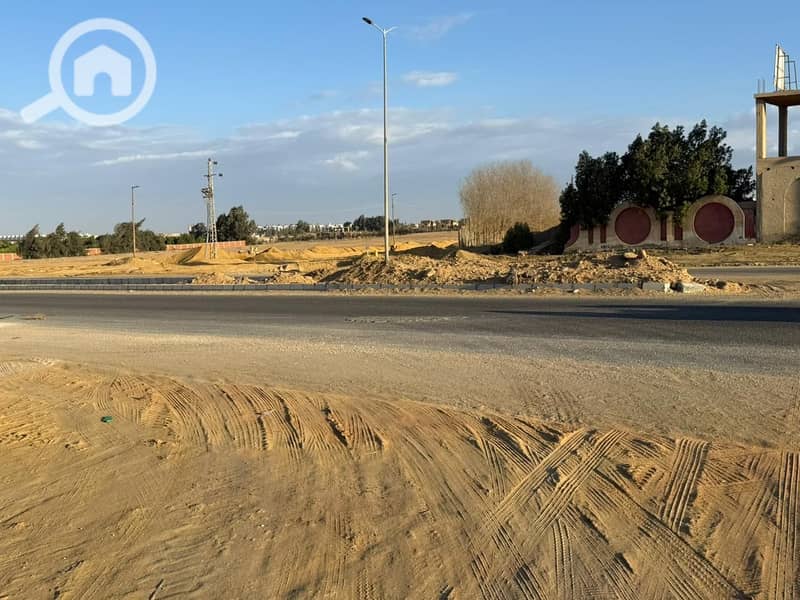 3 710cf8e7-e366-4a5b-b7ce-b4ee4b619fa1. jpeg