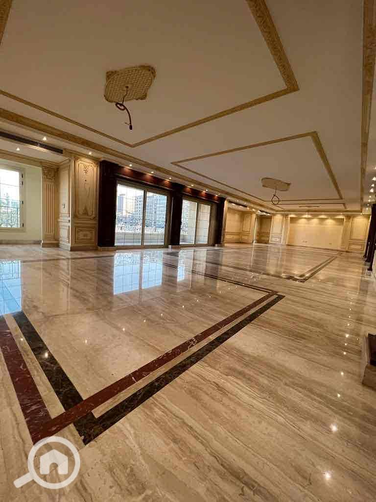 10 3f4825f7-e100-435f-ae06-54b0d2b93eb1. jpg