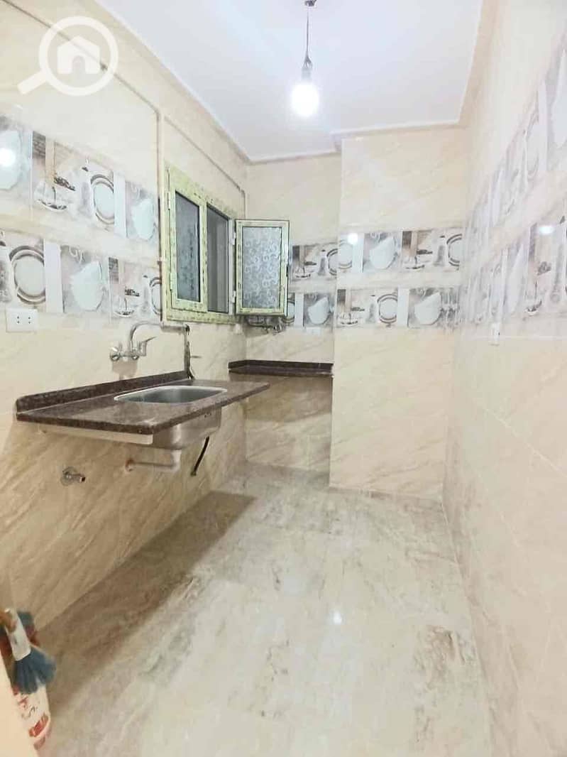 7 8201ac08-6fe3-4677-bc77-781f54b36f75. jpg