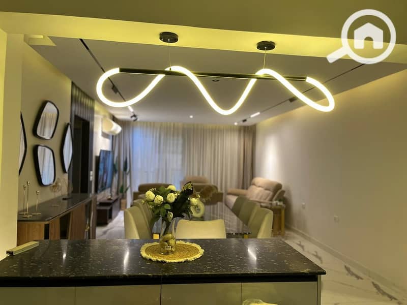 2 WhatsApp Image 2025-12-14 at 09.53. 13 (1). jpeg