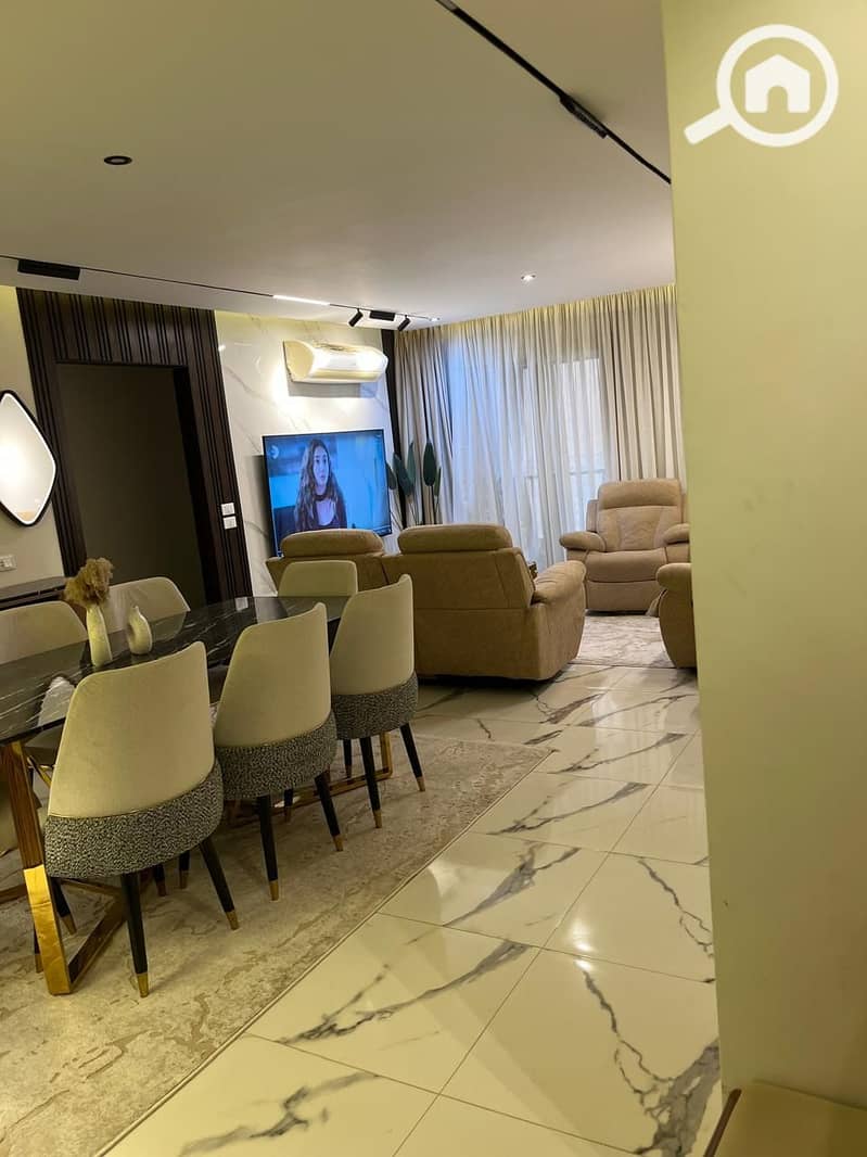 7 WhatsApp Image 2025-12-14 at 09.53. 15 (2). jpeg