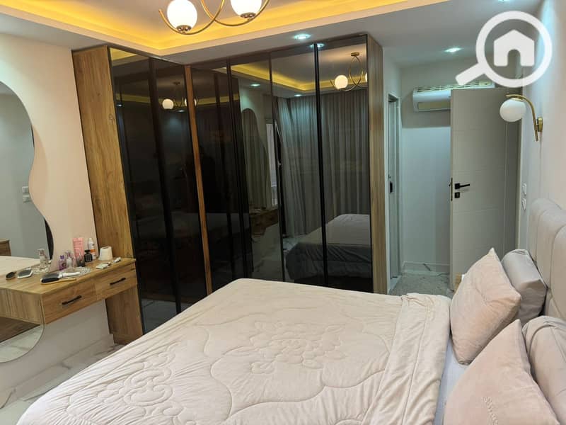 17 WhatsApp Image 2025-12-14 at 09.53. 18 (1). jpeg