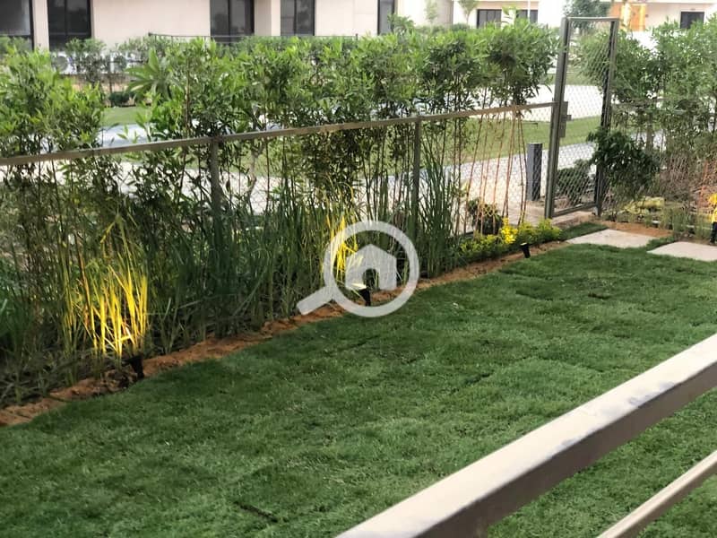 12 b604739b-4687-48e5-a683-d31f60b3e5e5. jpeg