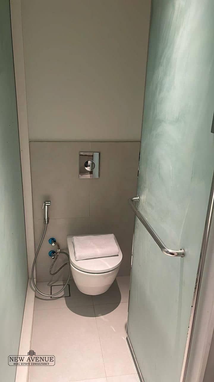 7 WhatsApp Image 2025-12-10 at 15.51. 43_41ecc0ff. jpg