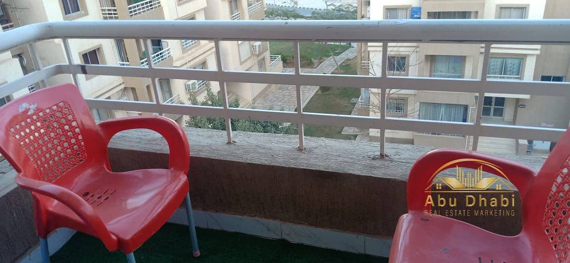 7 edfb2fbb-2d53-4205-8304-45a7002cf1a8. jpg