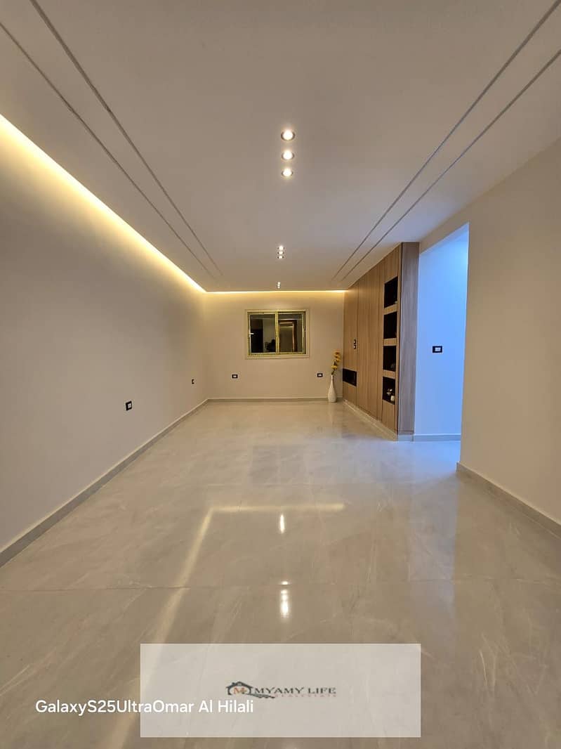 8 WhatsApp Image 2025-12-13 at 11.47. 59 AM. jpeg