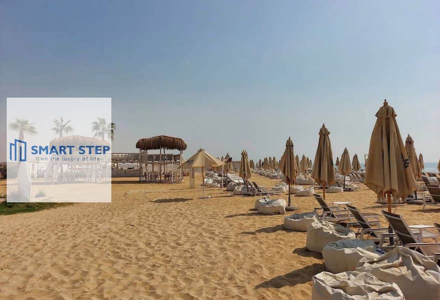 6 fc3d8526-b8c8-4ba5-8caa-d00ca0ac7e31. jpg