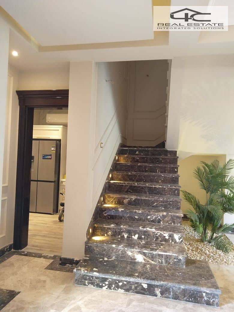 8 WhatsApp Image 2025-12-13 at 23.36. 42 (1). jpeg