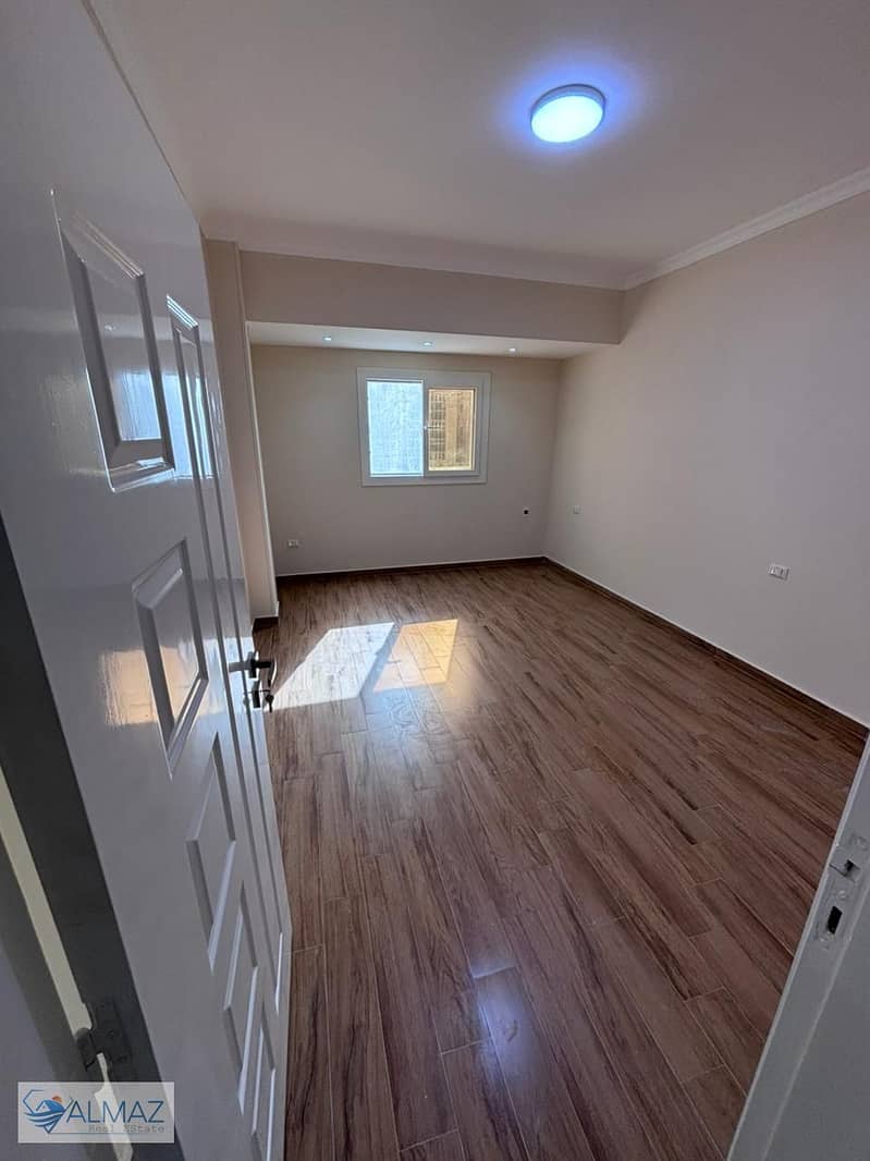 9 WhatsApp Image 2025-12-14 at 11.03. 40 AM. jpeg