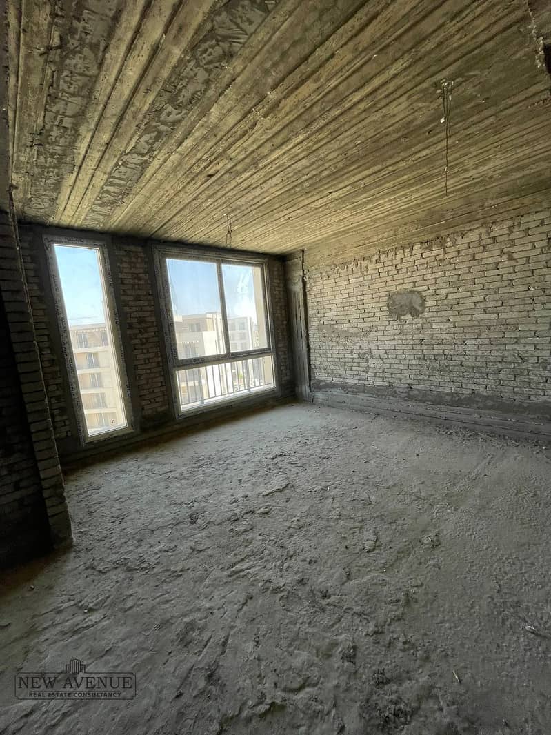 5 WhatsApp Image 2025-12-10 at 15.54. 13_d4571b9c. jpg