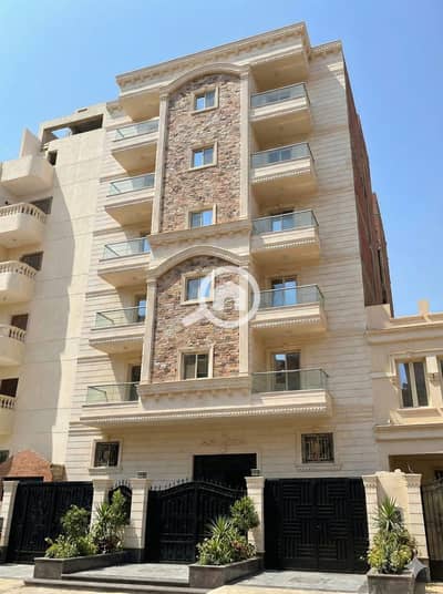 3 Bedroom Apartment for Sale in 6th of October, Giza - 704023c9-99c2-49ba-9d85-1d07d5e691f3. jpg