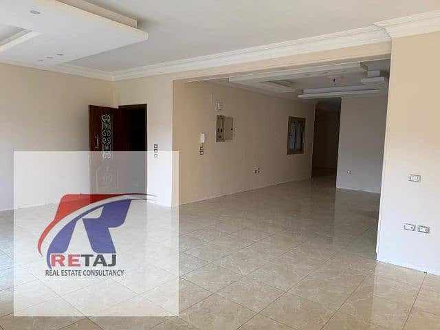 10 dc7375eb-ab83-4abd-a8ec-176bbbf53fd9. jpg