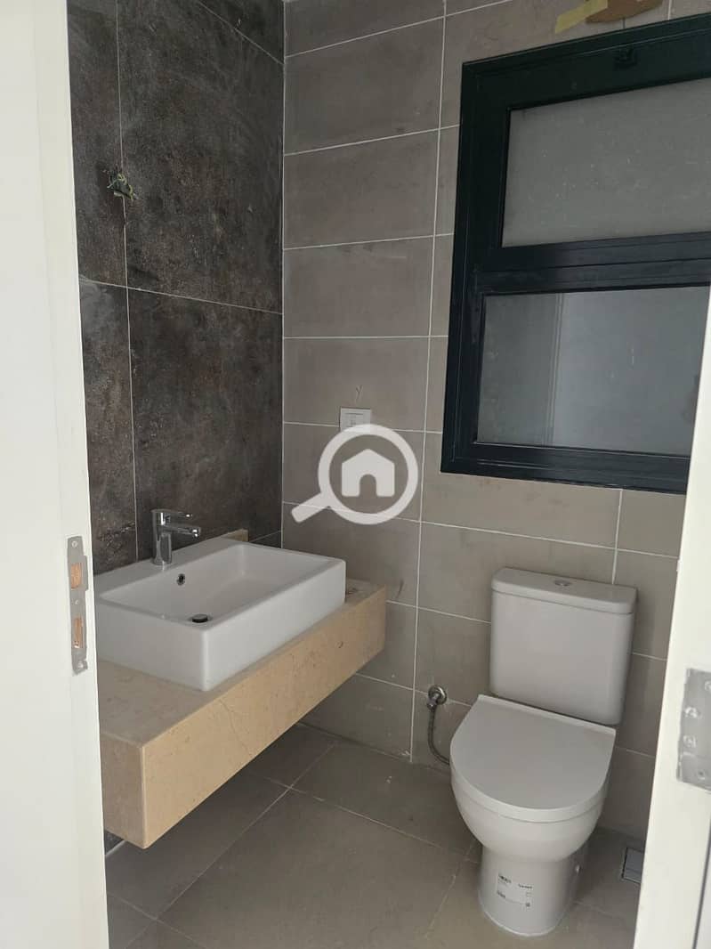 2 WhatsApp Image 2025-11-18 at 5.39. 12 PM (1). jpeg