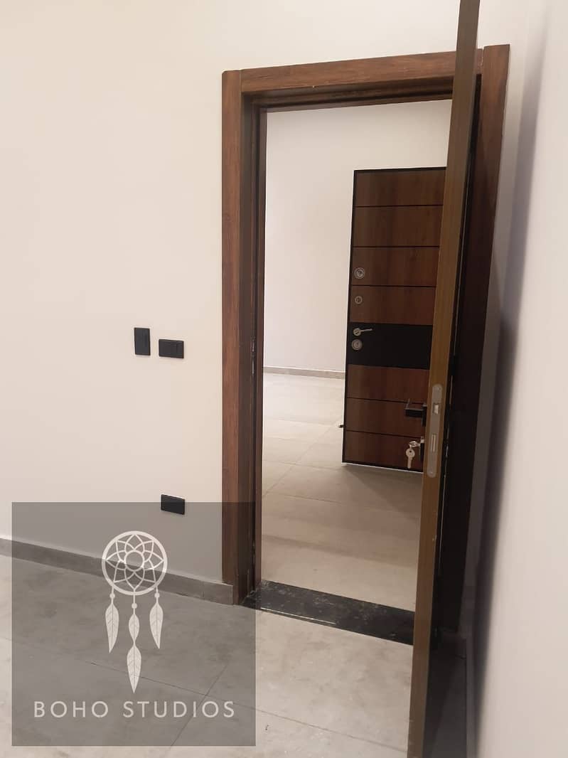 4 7fd2965c-1288-4405-896f-4660c012209a. jpeg