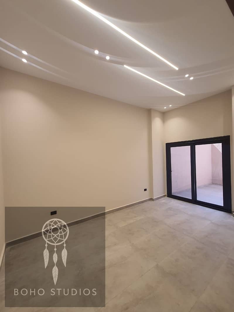 5 35d6fff7-553c-44d6-8b78-dabb1e541f88. jpeg