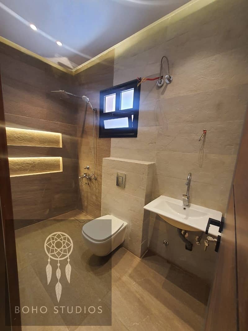 11 c1216be9-1453-407f-88c0-f584010bb960. jpeg