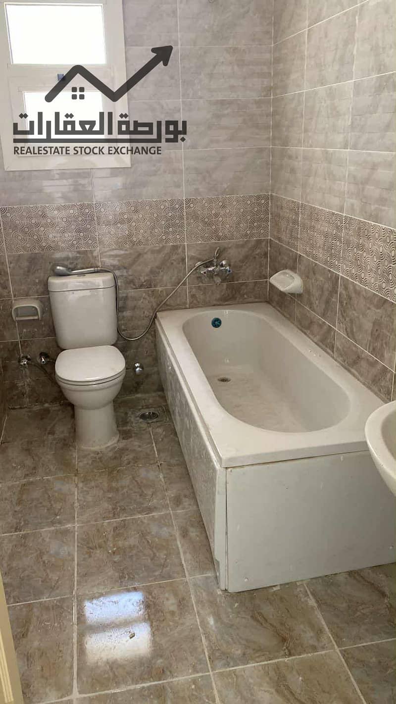 8 5814d5cd-f6e4-450f-8db0-6db7381c2725. jpg