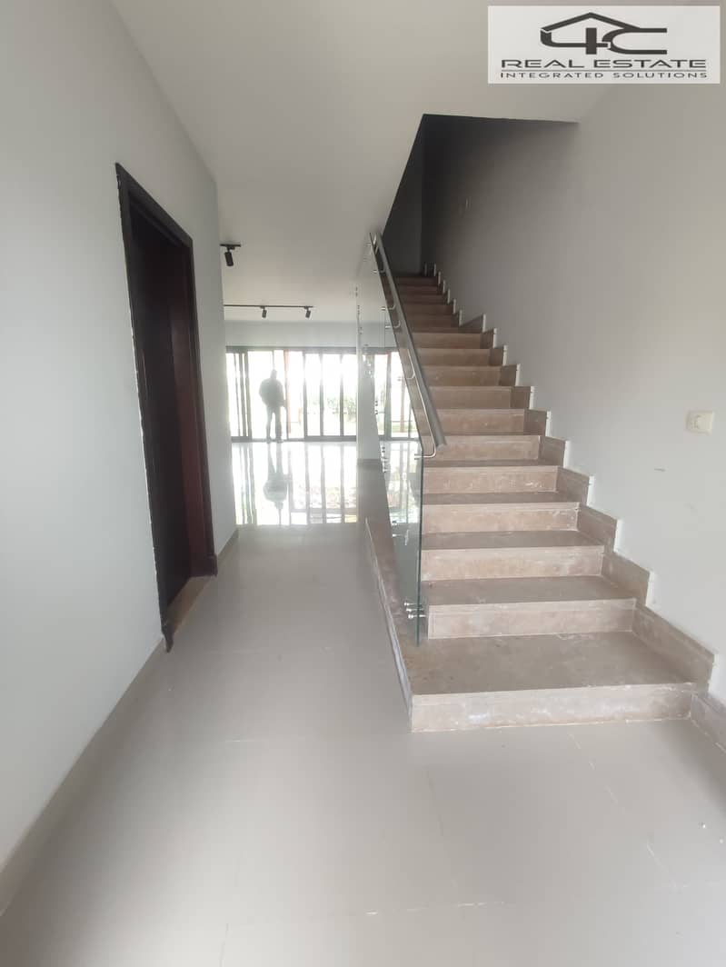 2 WhatsApp Image 2025-12-13 at 23.32. 51. jpeg