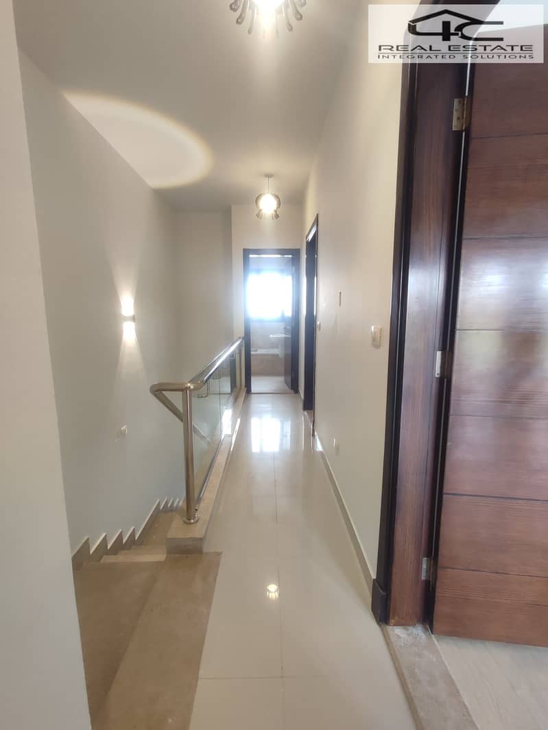 7 WhatsApp Image 2025-12-13 at 23.32. 58. jpeg