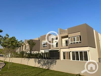 7 34452751-400x300. jpeg