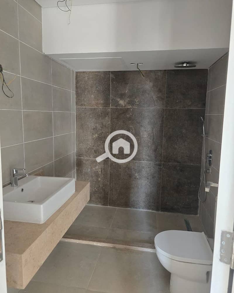 8 WhatsApp Image 2025-11-18 at 1.50. 57 PM (2). jpeg