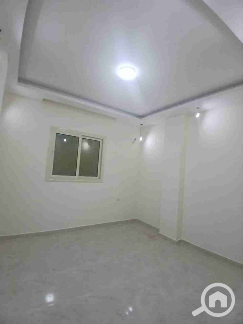 1000183940. jpg 1000183940. jpg