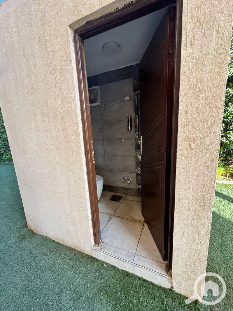 31 90e9bc64-0abe-4cda-9482-9996d29bf83f. jpeg