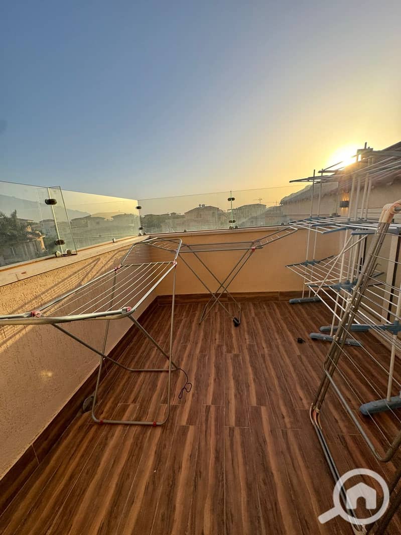 53 4427669e-13e2-4dca-8ee6-53ab5b20094f. jpeg