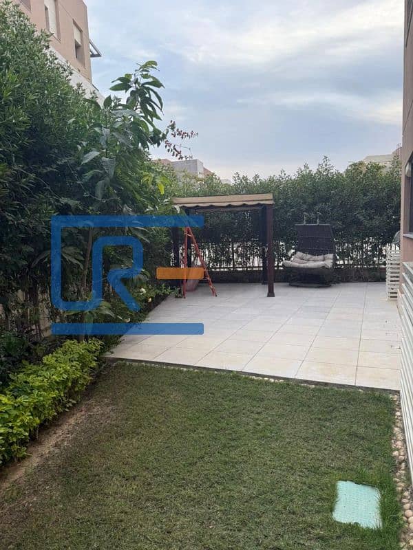 12 NzEyMDY3NzEw. jpeg