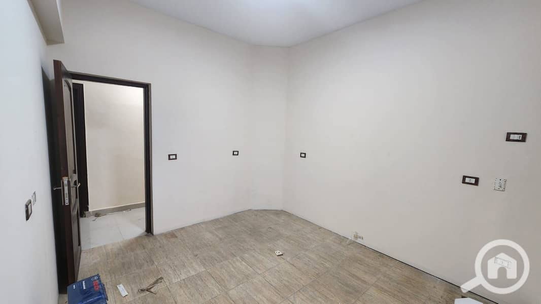 3 WhatsApp Image 2025-12-13 at 10.05. 04 PM (2). jpeg