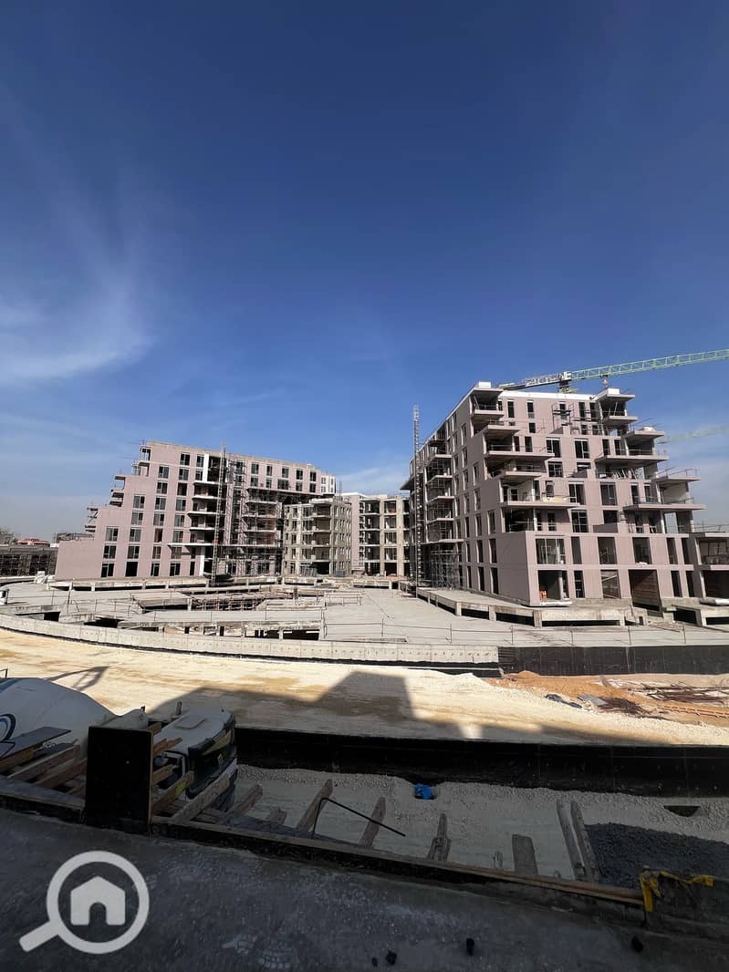 4 bee28ae9-1425-4afe-8092-7a349e2848eb. jpeg