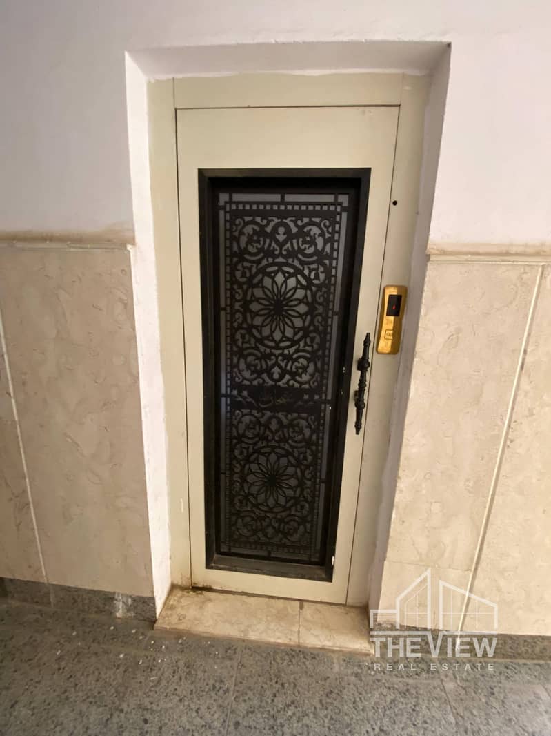 2 WhatsApp Image 2025-12-14 at 11.23. 06_3a826218. jpg